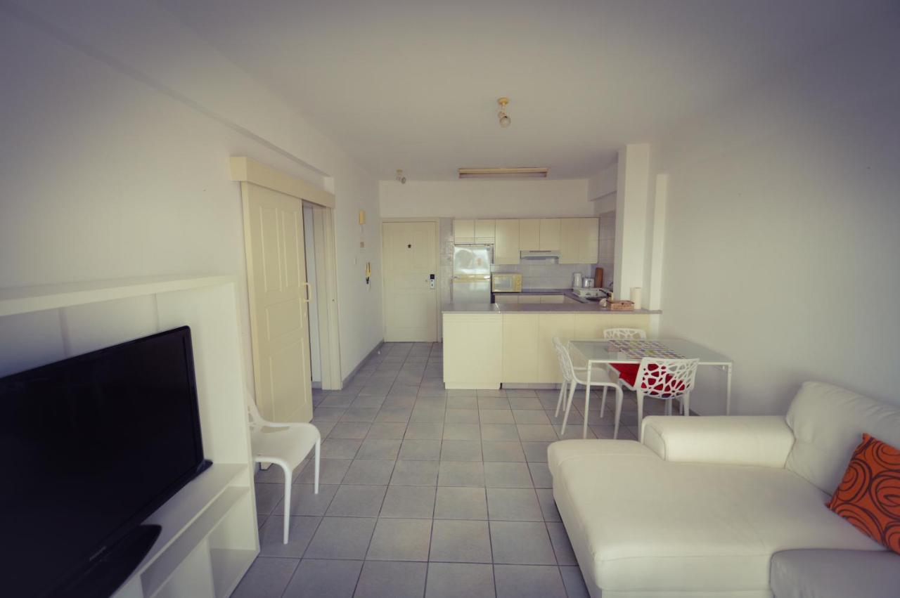 Krasas Beach Flats Larnaca Esterno foto